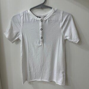 NWT Miki Miette White Snap Classic T-Shirt, Size 24M